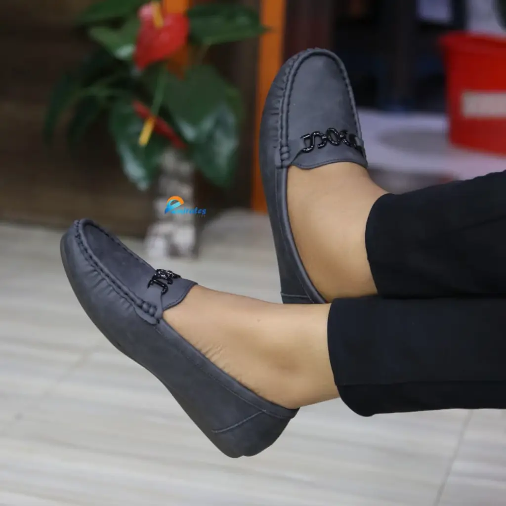 Sadie slip-on moccasin 2000.webp