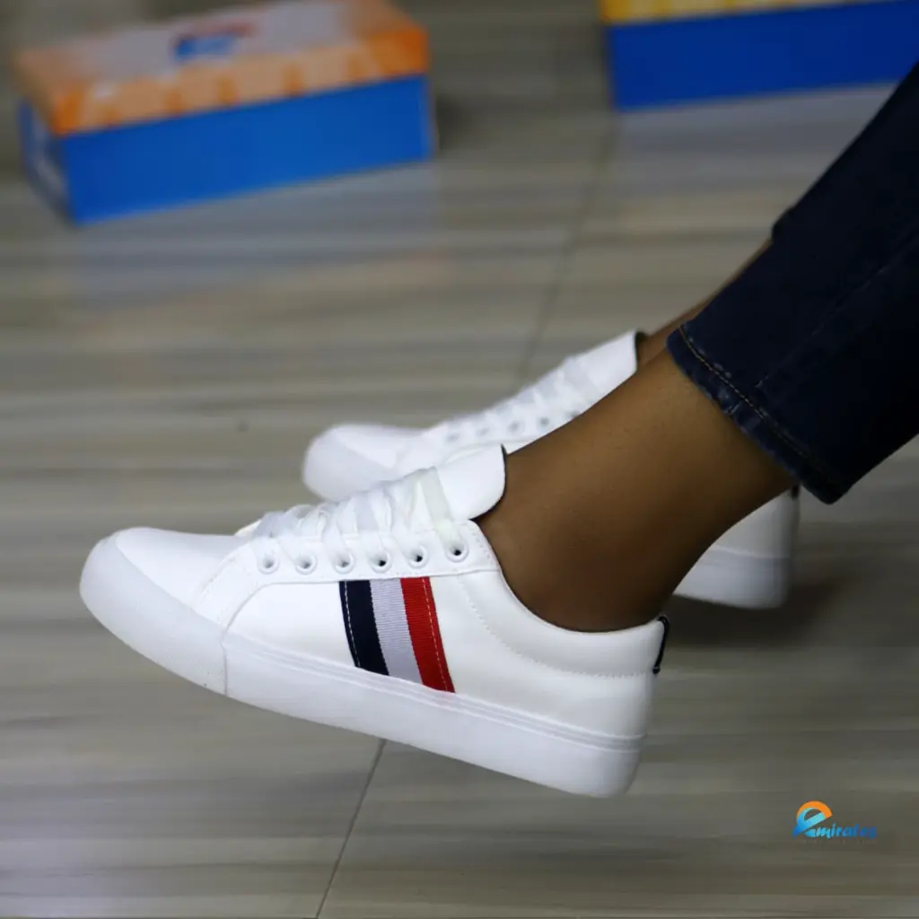 Jordan lace sneakers 2500 (3).webp