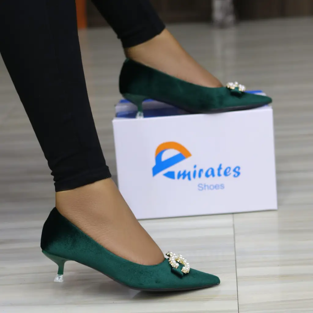 Natalie kitten heels 3000.webp