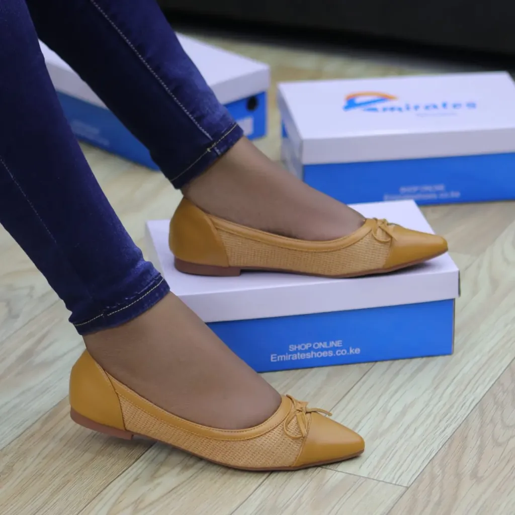 Sutton textured pointed toe ballets