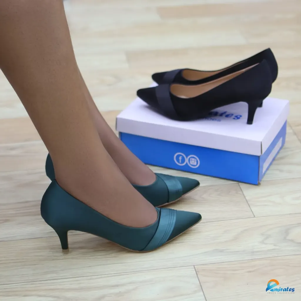 Cecelia Kitten heel pumps