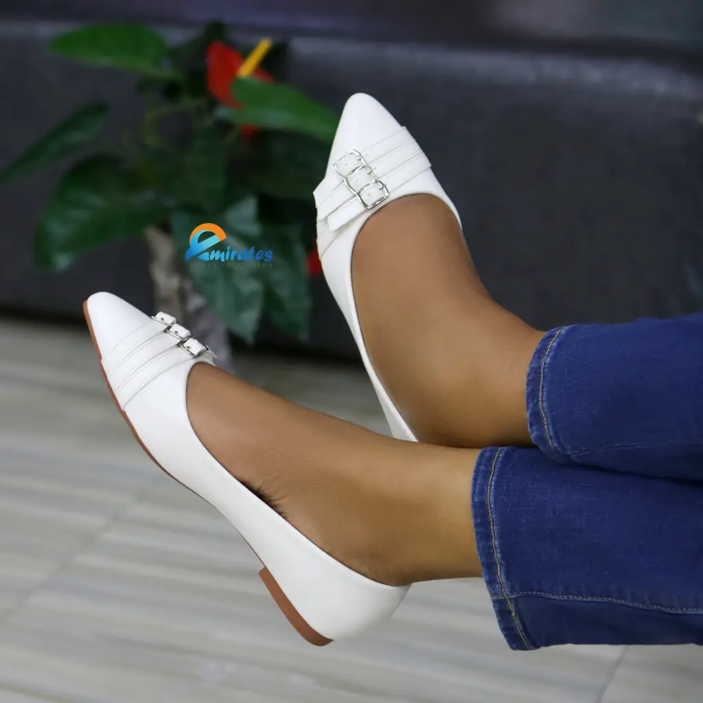 Stellar emirates ballet flats