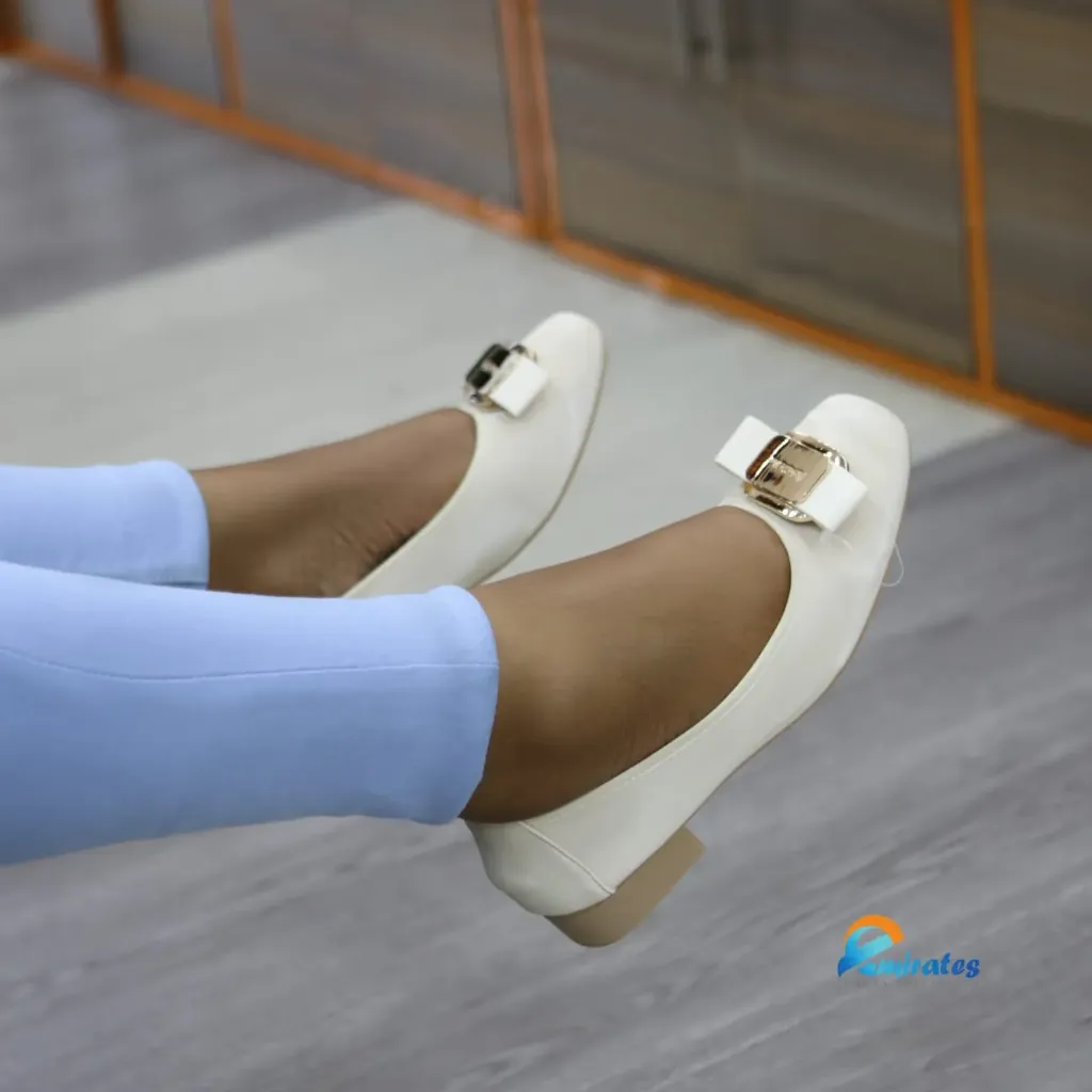 Winifred square toe ballet flats
